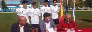 Maracena: El Ayuntamiento firma un  convenio con escuelas deportivas