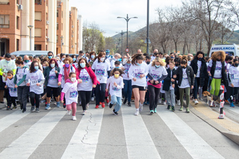 Cientos de personas en la Milla por la Igualdad de Alcalá de Henares