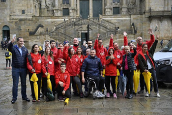 Santiago recibió a los jóvenes peregrinos de Fundación A LA PAR