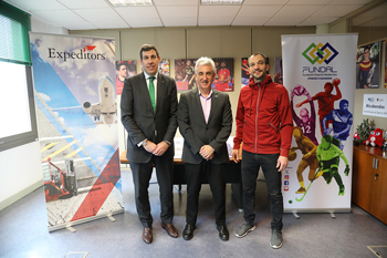 Expeditors y Fundal renuevan su compromiso con el balonmano